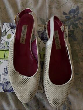 Vintage Made in italy Cole Haan white leather ballet flats with perforated detai